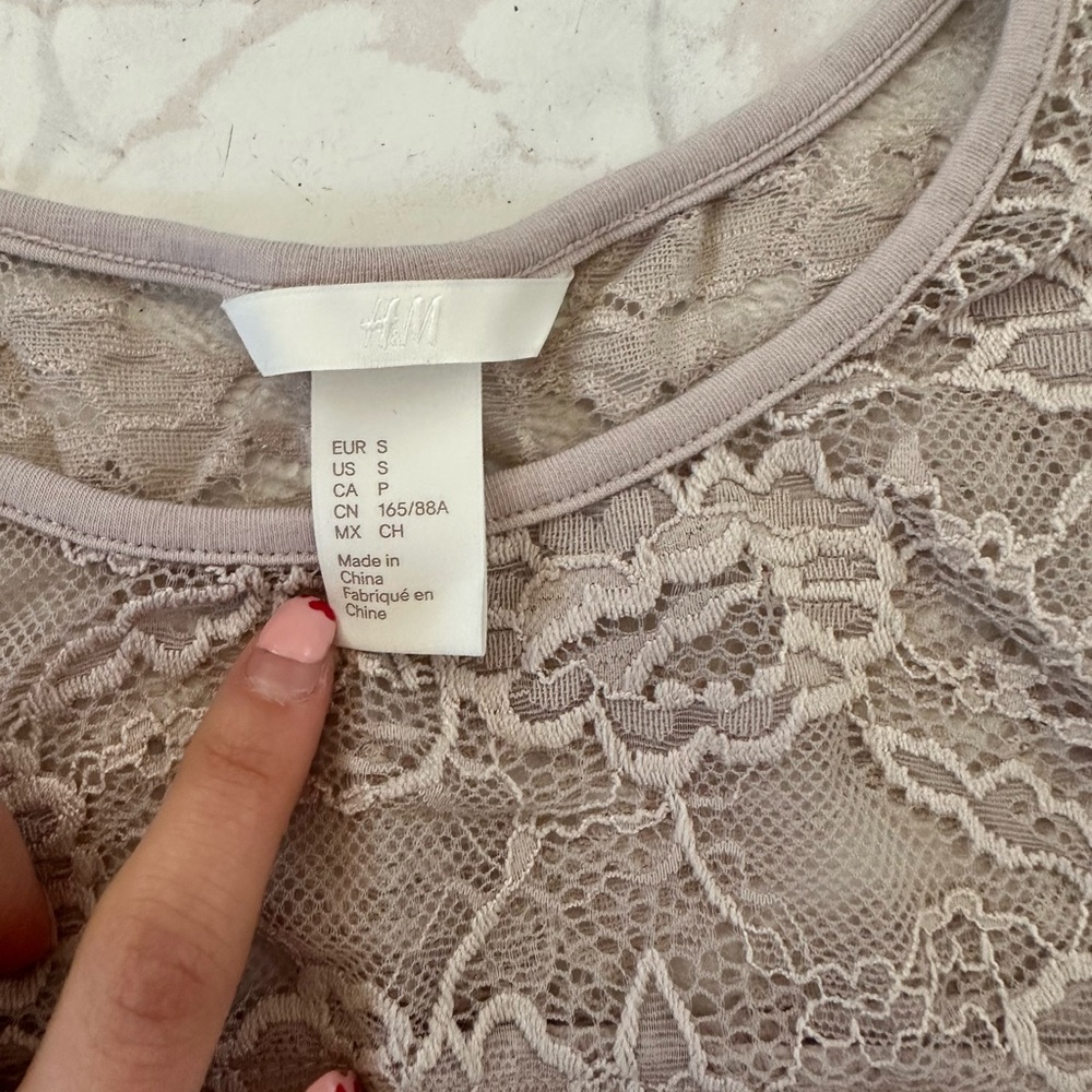 H&M top - Picture 2 of 3